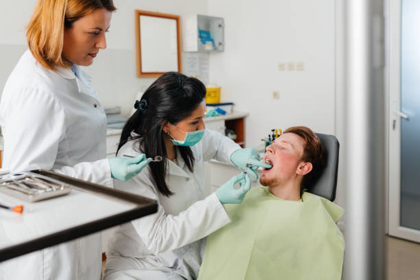 Best Emergency Tooth Extraction in Rusk, TX